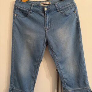Denim capris, size 12, light wash